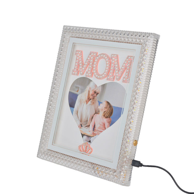 Fotoğraf Çerçevesi - İnci Taşlı Led Işıklı Mom Yazılı Foto Çerçeve - Görsel 6