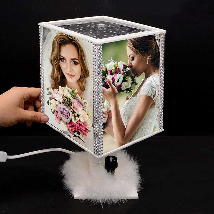 Fotoğraflı Dönen Abajur Gece Lambası - Tavan Yansımalı Foto Çerçeve