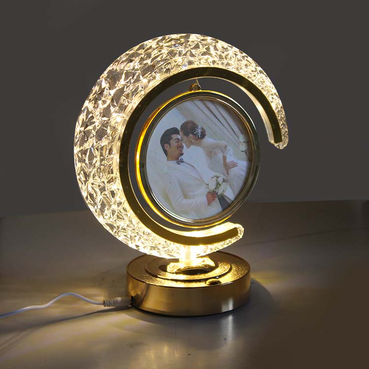 Fotoğraf Çerçevesi LED'li Kristal Hilal Tasarımlı