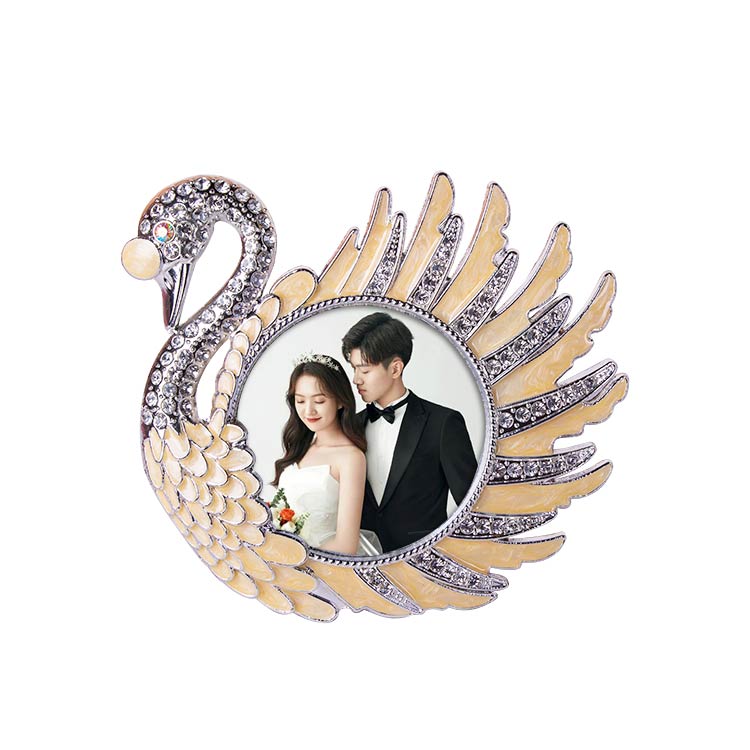 Kuğu Tasarımlı Swarovski Taşlı Fotoğraf Çerçevesi