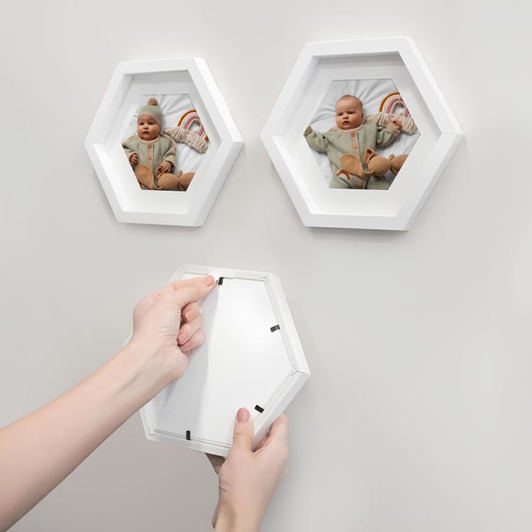 Yapışkanlı Altıgen Fotoğraf Çerçeveleri - 3 Adet Beyaz Renkli