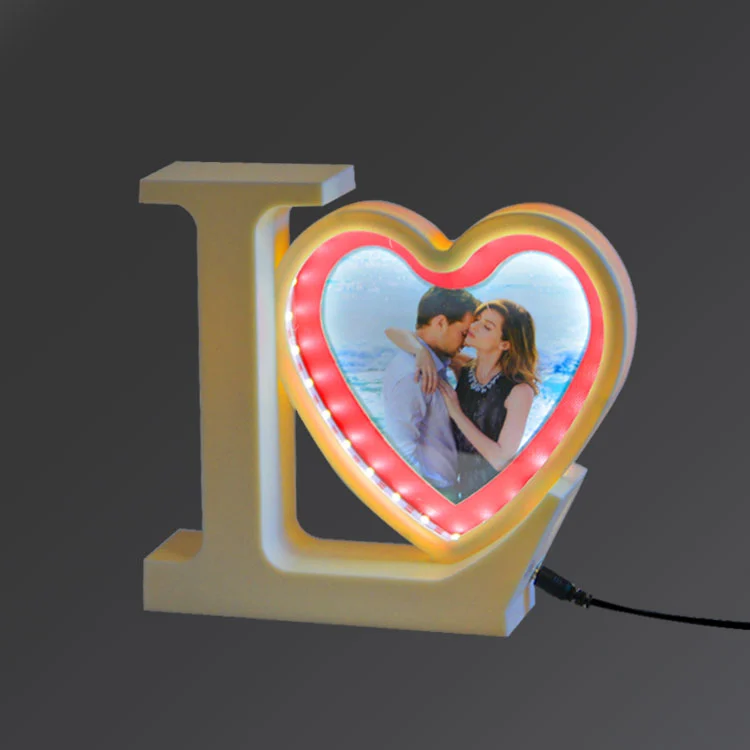 Fotoğraflı Sihirli Ayna Love Tasarımlı Beyaz Renkli